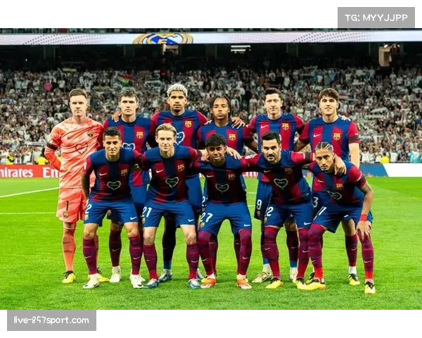 巴萨防守问题与进攻优势并存 争冠前景喜忧参半 巴萨防守问题与进攻优势并存 争冠前景喜忧参半